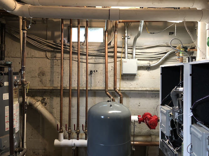 Plomero A And C Plumbing And Heating Inc