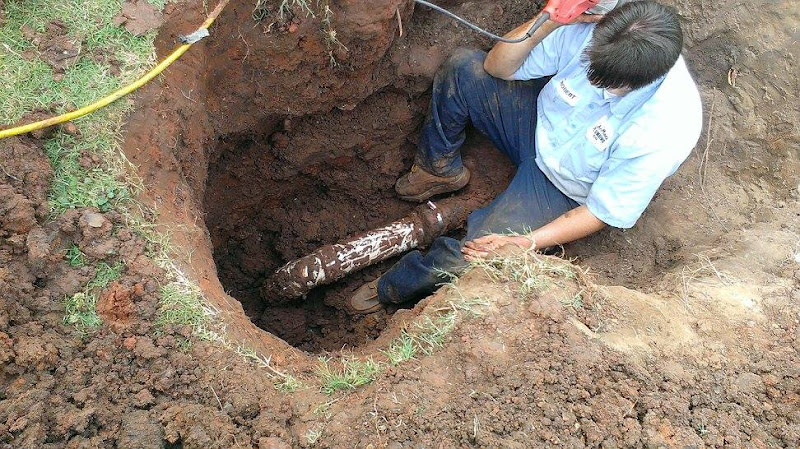 Plomero A-mac's Plumbing & Rooter Services