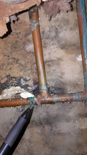 Plomero All Valley Plumbing & Ac Co