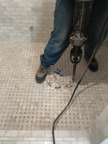 Plomero Amador And Sons Plumbing