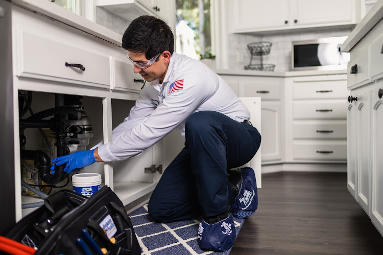 Plomero Benjamin Franklin Plumbing Of San Antonio