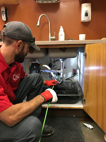 Plomero Cal's Plumbing Inc.