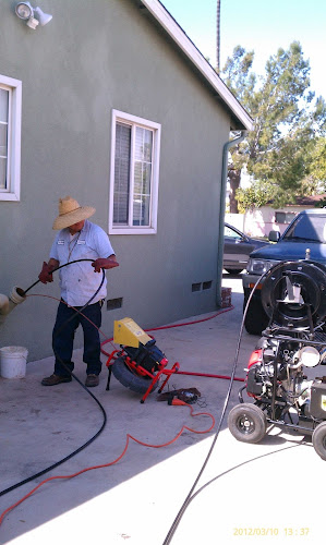 Plomero Ez Plumbing Service