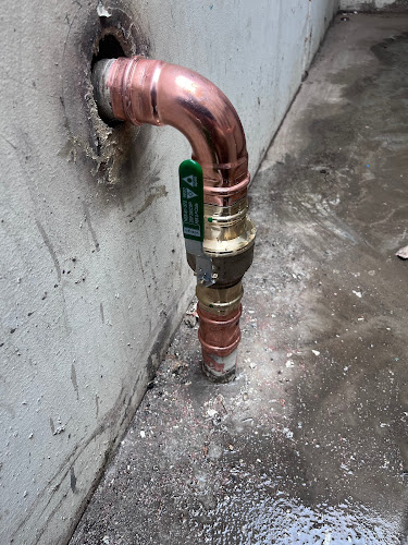 Plomero Foster Plumbing, Inc.