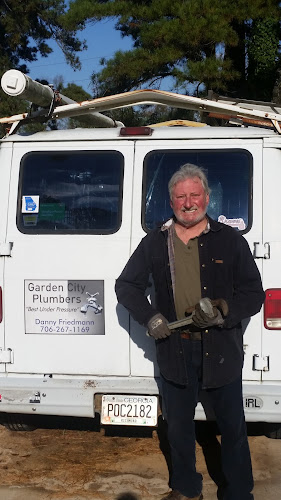 Plomero Garden City Plumbers