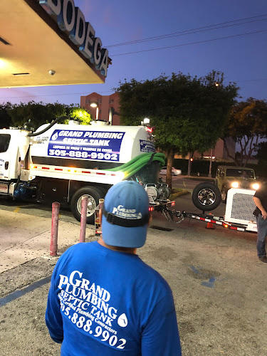 Plomero Grand Plumbing