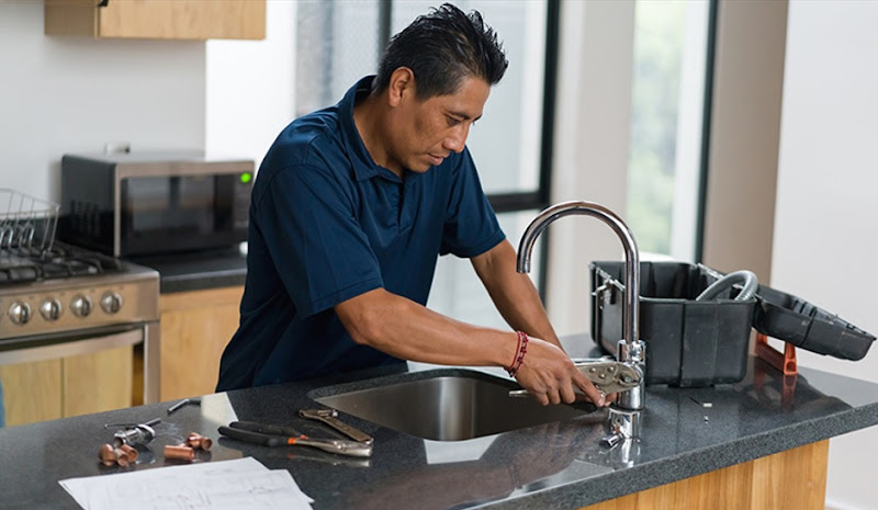 Plomero Long Beach Drain Clean & Plumbing