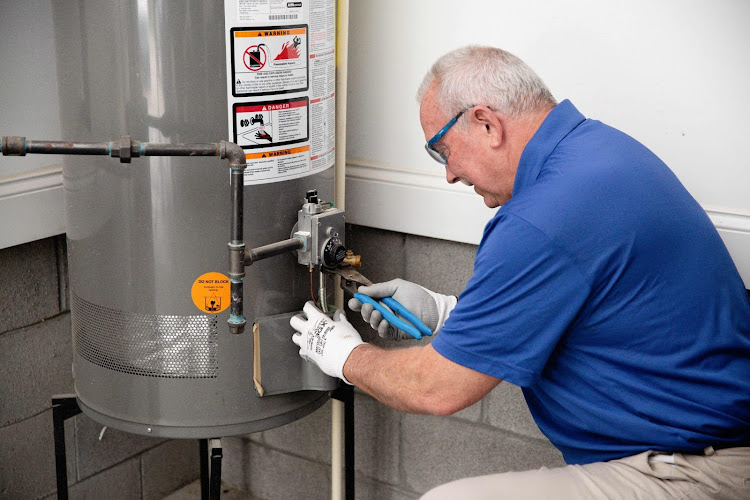 Plomero Master And Sons Plumbing