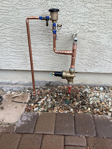 Plomero Pink Plumbing And Sewer