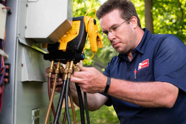 Plomero Ranck Plumbing, Heating, Ac & Excavation