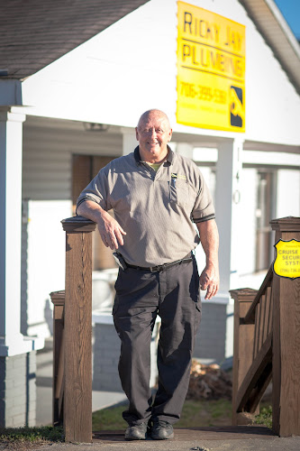 Plomero Rickyjay Plumbing