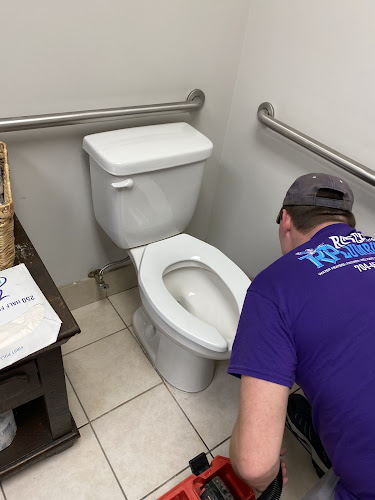 Plomero Ritchie Plumbing Llc