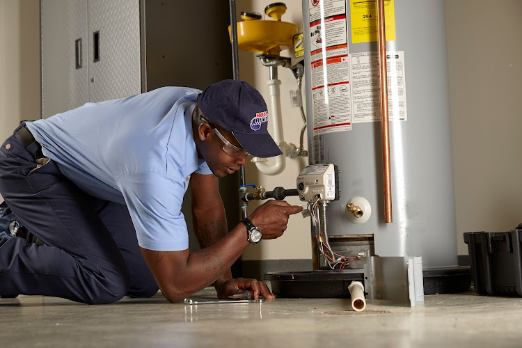 Plomero Roto-rooter Plumbing & Drain Service