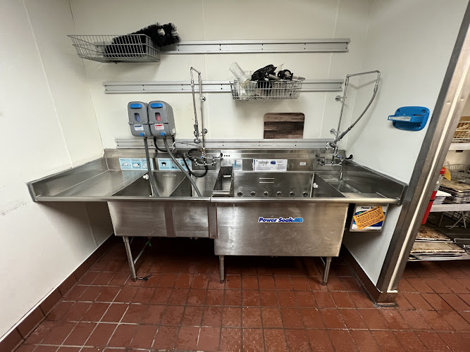 Plomero Summerland Plumbing