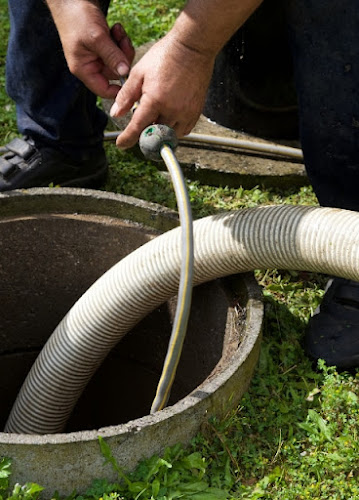 Plomero Wezee's Plumbing